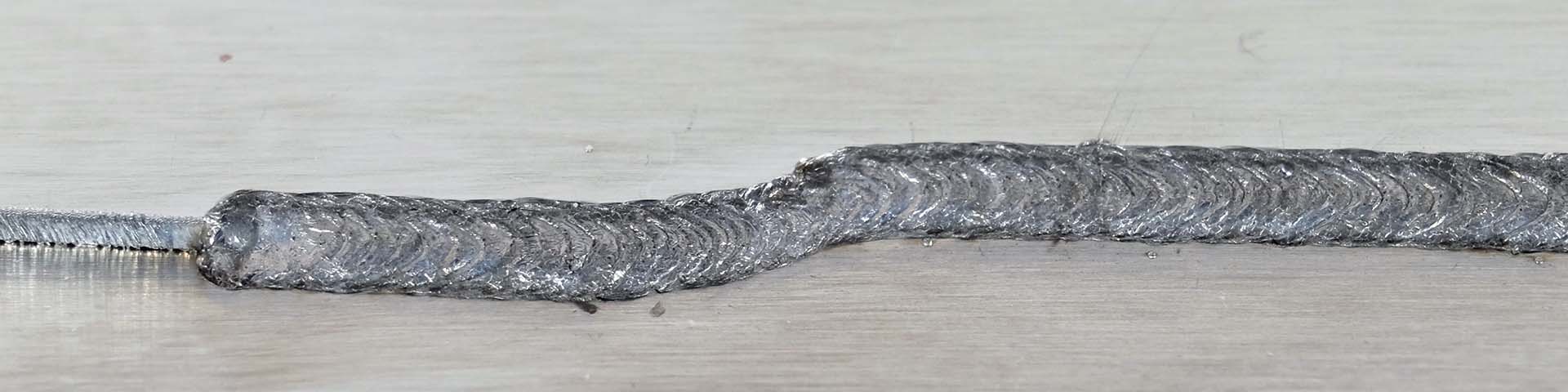 金属部件上的激光焊缝